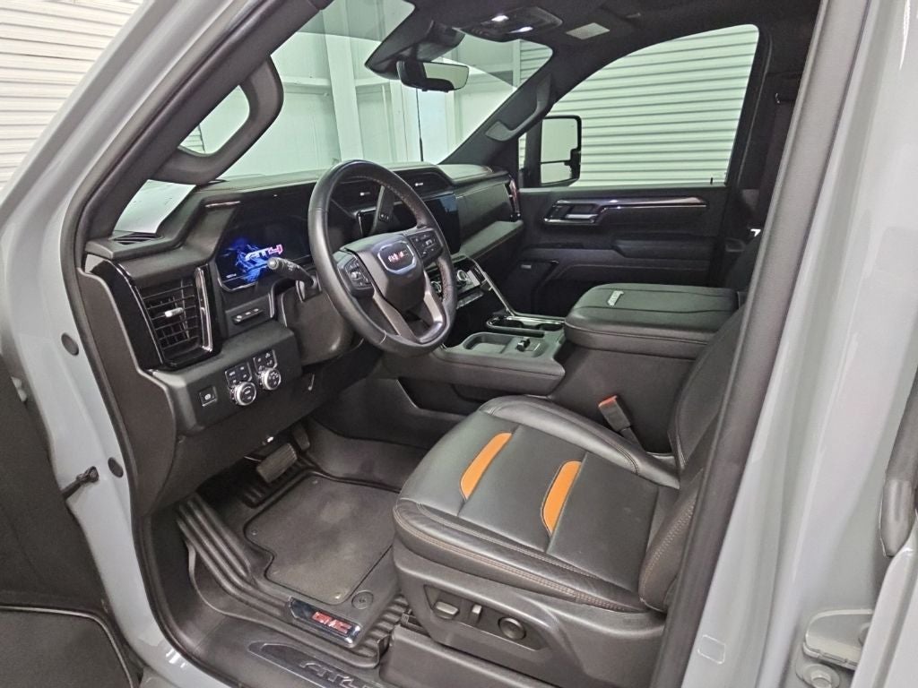 2025 GMC Sierra 2500HD AT4