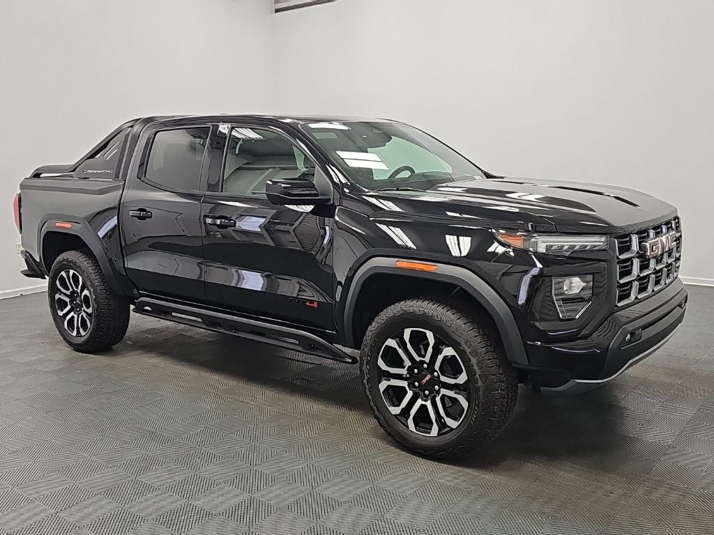 2025 GMC Canyon AT4