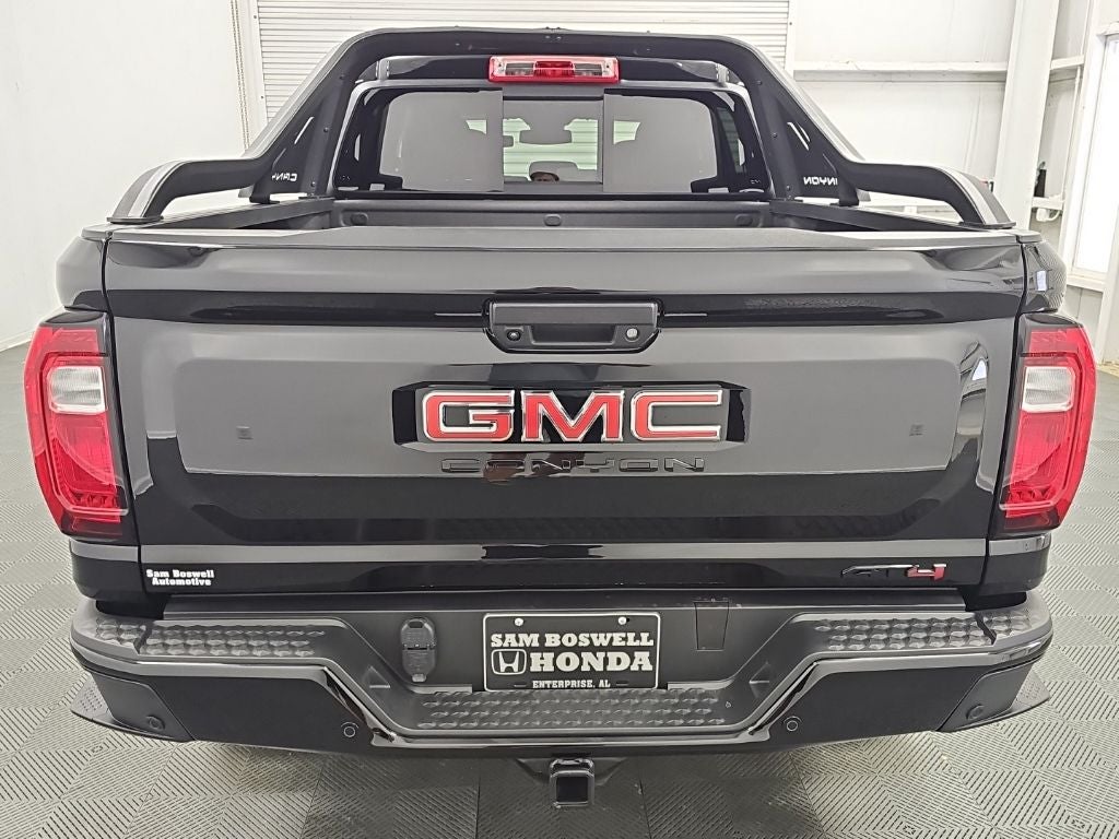 2025 GMC Canyon AT4