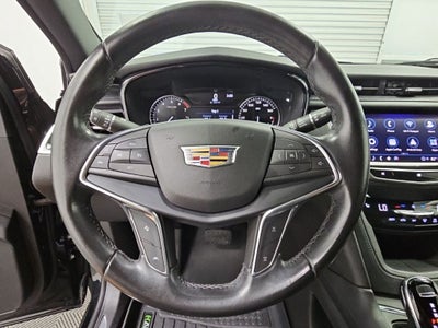 2021 Cadillac XT5 Luxury