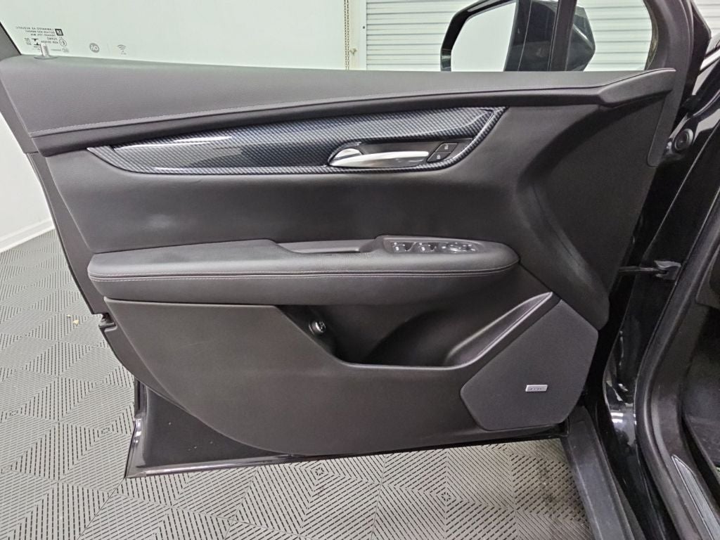 2021 Cadillac XT5 Luxury