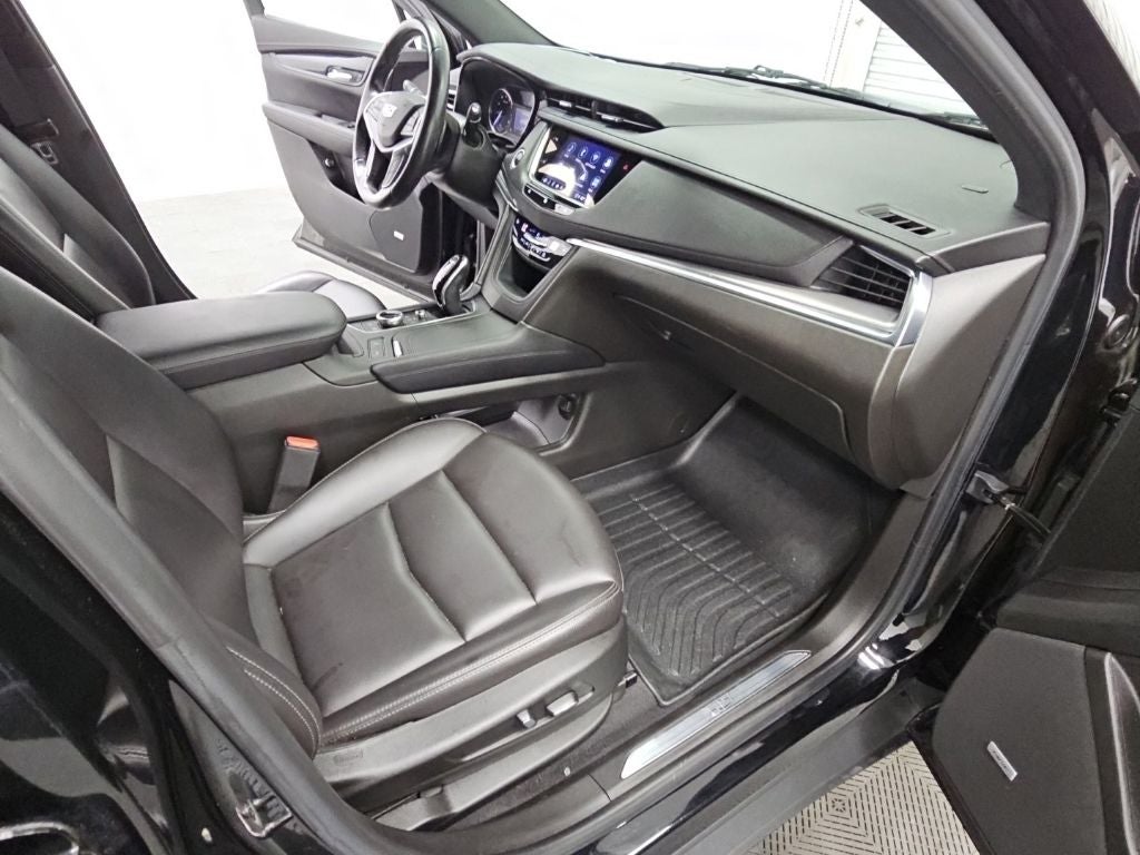 2021 Cadillac XT5 Luxury