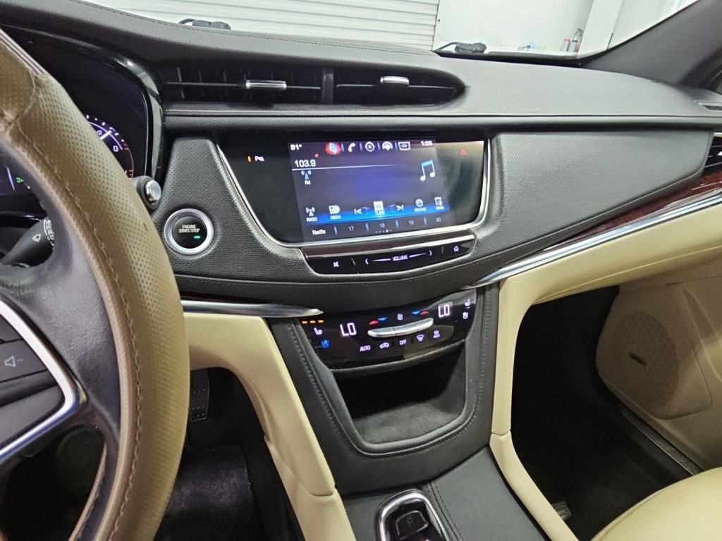2019 Cadillac XT5 Premium Luxury