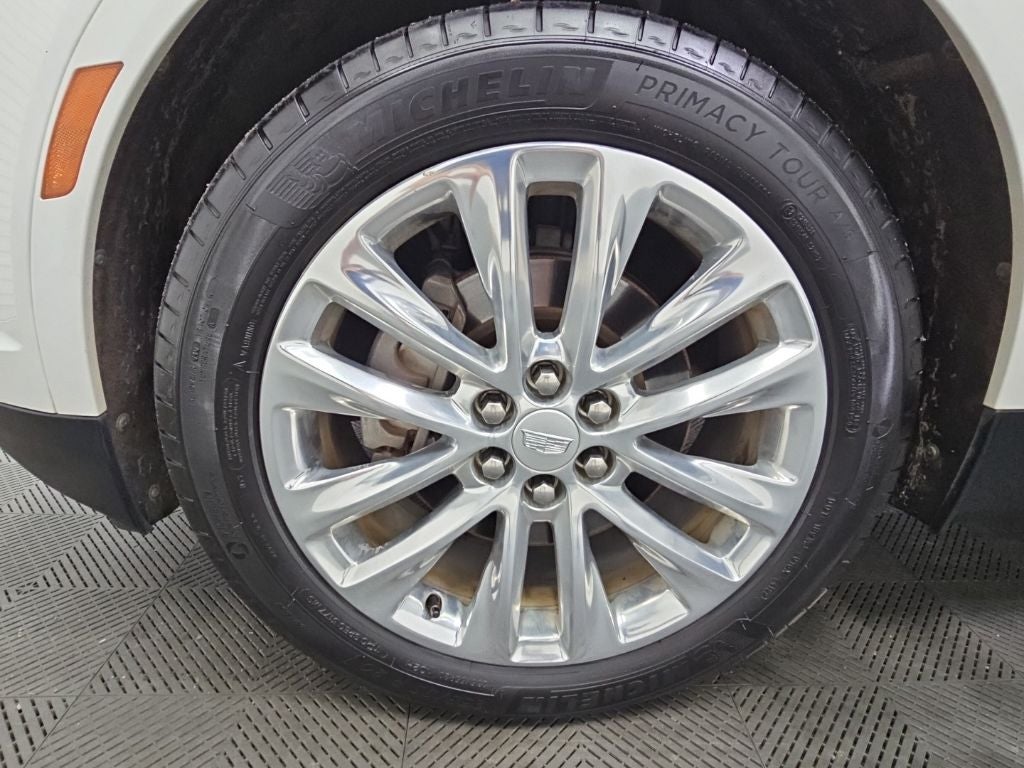 2019 Cadillac XT5 Premium Luxury