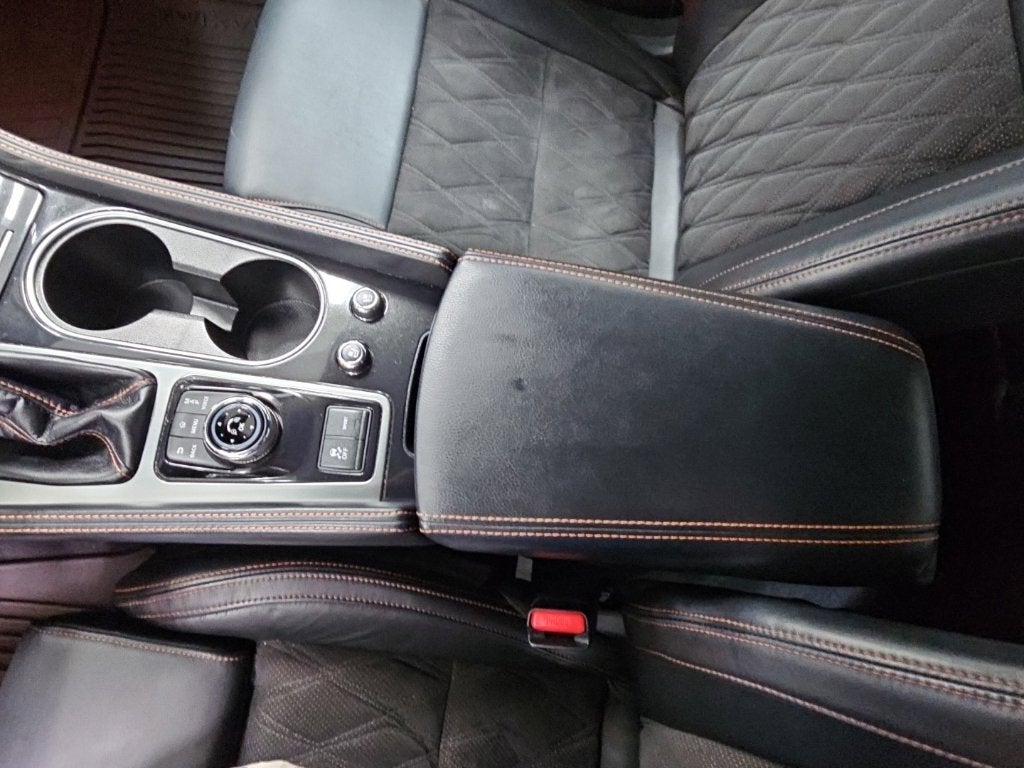 2023 Nissan Maxima SR