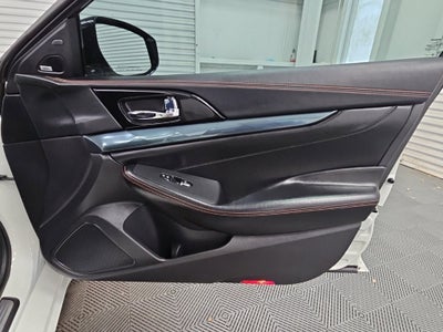 2023 Nissan Maxima SR