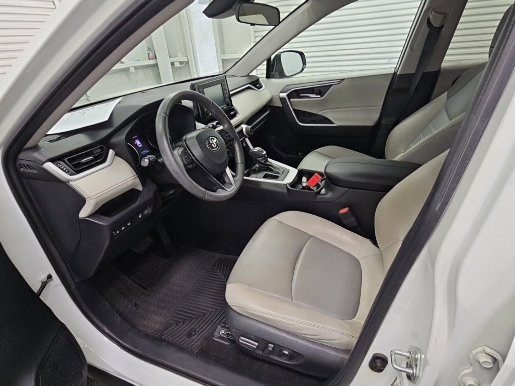 2021 Toyota RAV4 XLE Premium