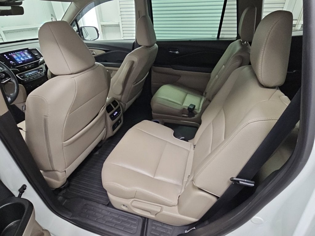 2022 Honda Pilot Touring 7 Passenger