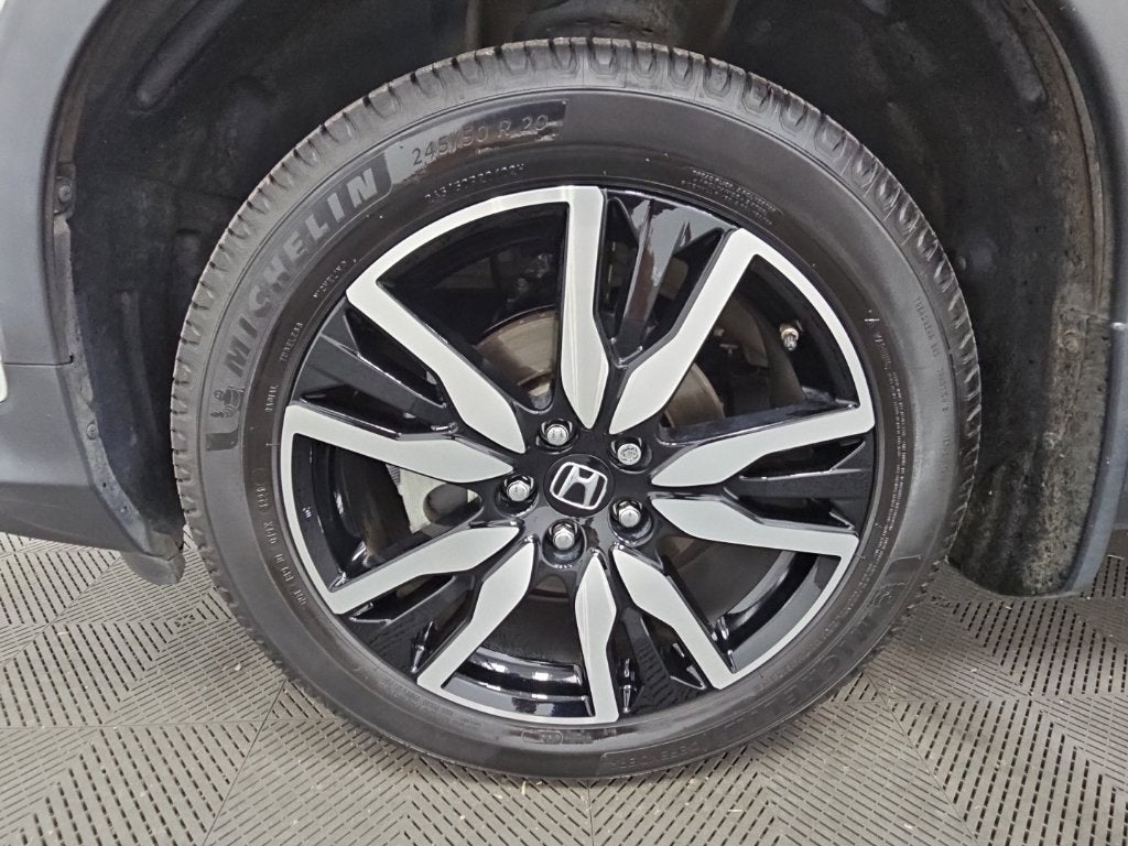2022 Honda Pilot Touring 7 Passenger