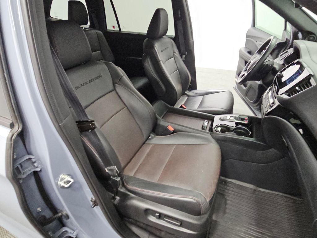 2022 Honda Pilot Black Edition