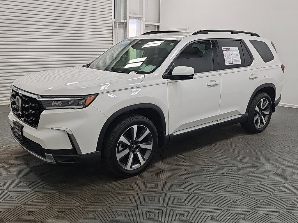 2024 Honda Pilot Touring