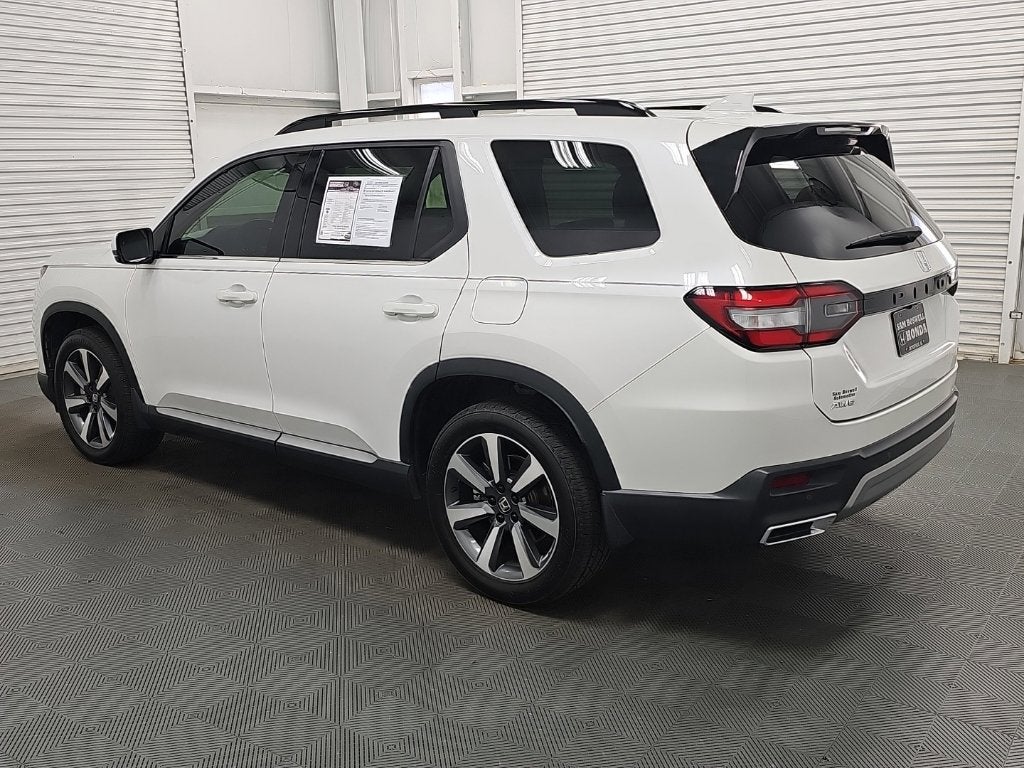 2024 Honda Pilot Touring