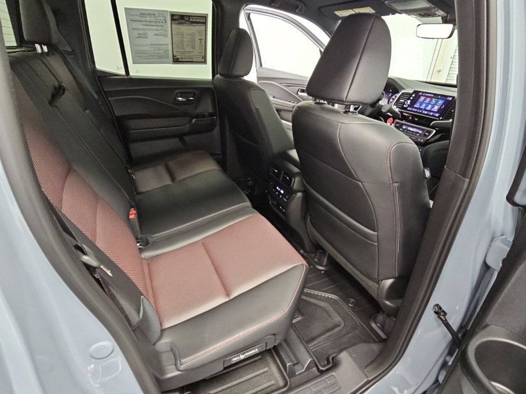 2025 Honda Ridgeline Black Edition