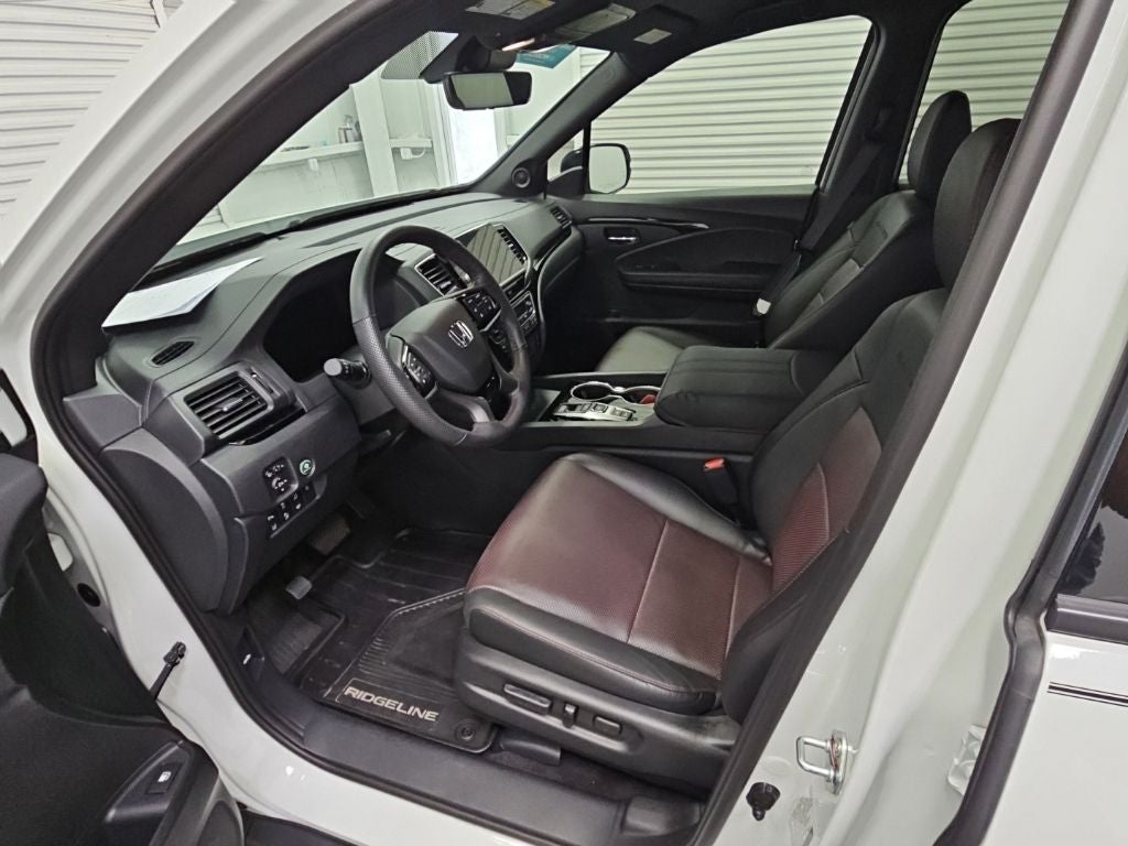 2025 Honda Ridgeline Black Edition