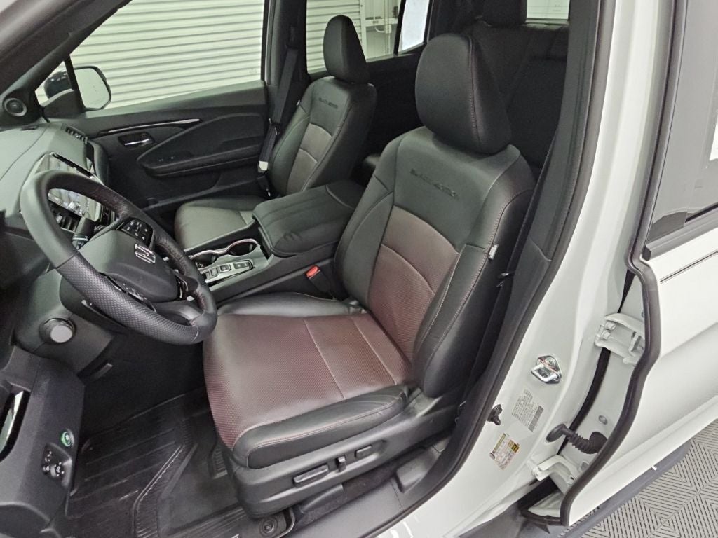 2025 Honda Ridgeline Black Edition