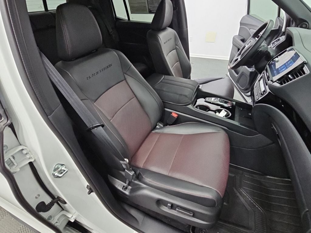 2025 Honda Ridgeline Black Edition
