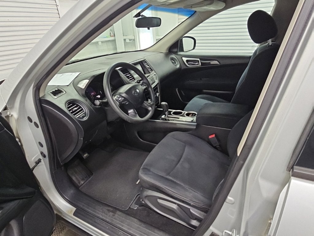 2014 Nissan Pathfinder S