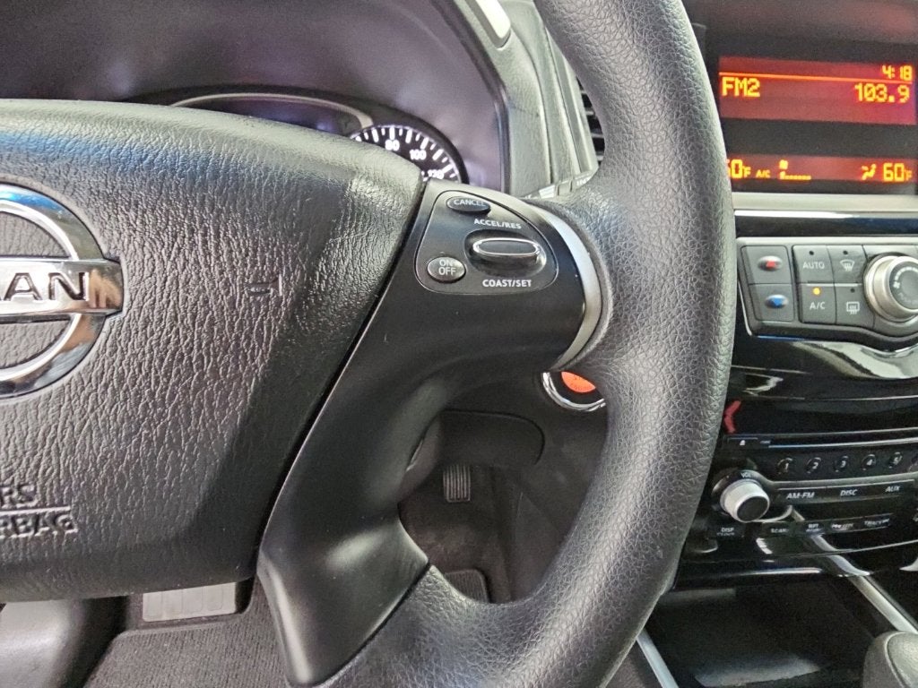 2014 Nissan Pathfinder S