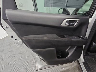 2014 Nissan Pathfinder S