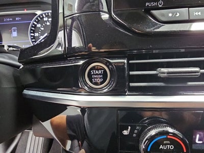 2022 Nissan Pathfinder SV