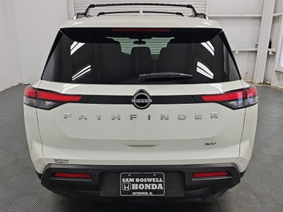 2022 Nissan Pathfinder SV