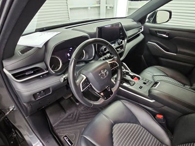2024 Toyota Highlander XSE
