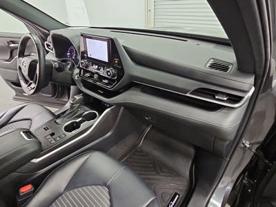 2024 Toyota Highlander XSE
