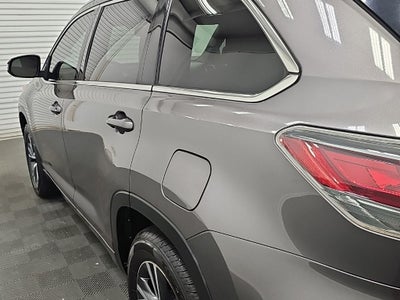 2016 Toyota Highlander XLE V6
