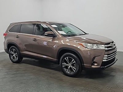2019 Toyota Highlander LE