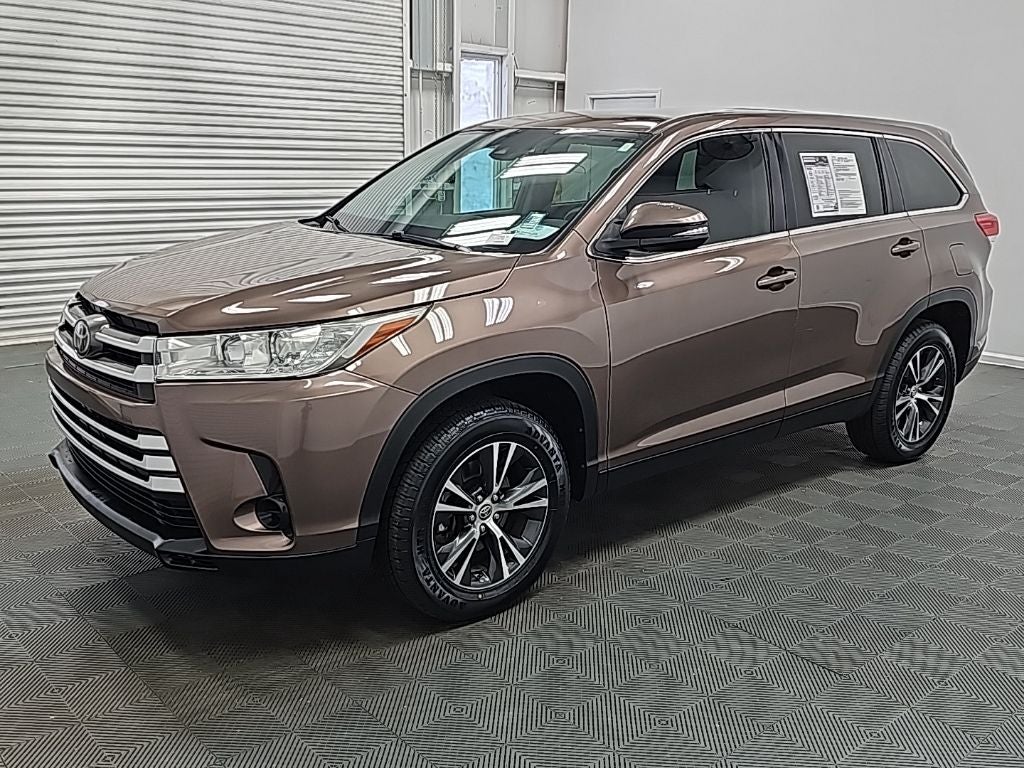 2019 Toyota Highlander LE