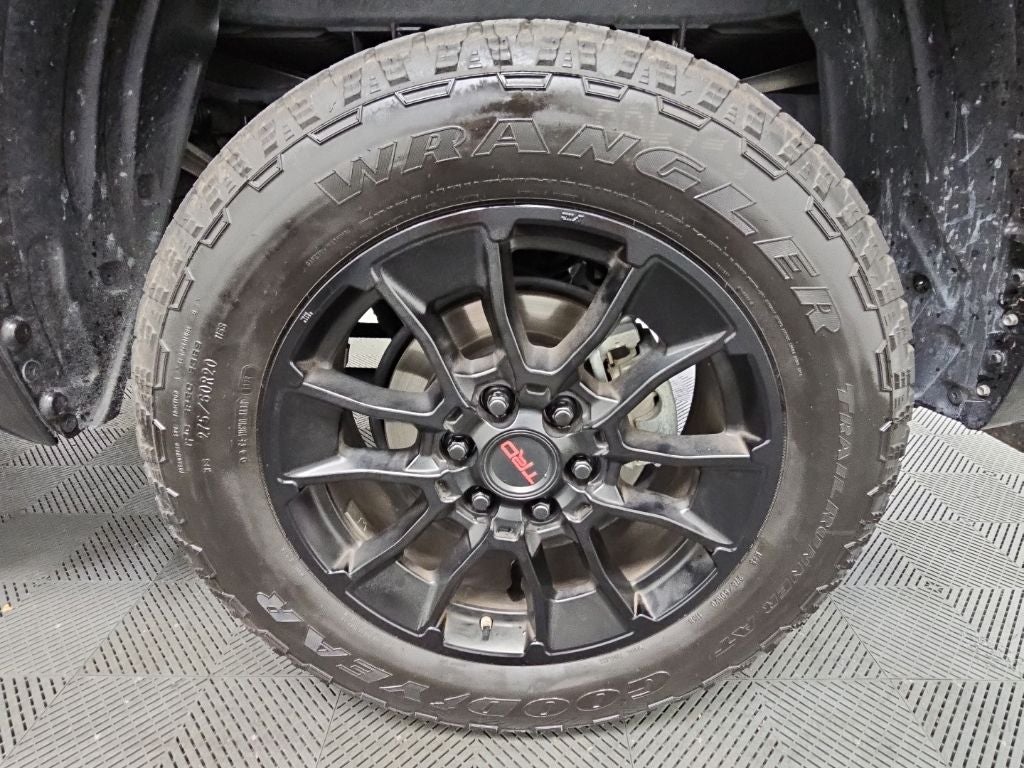 2025 Toyota Tundra SR5