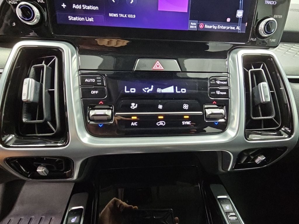 2022 Kia Sorento SX