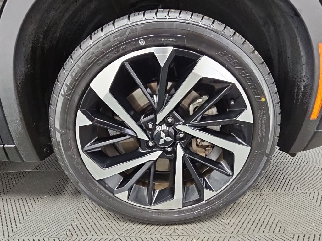 2022 Mitsubishi Outlander SEL
