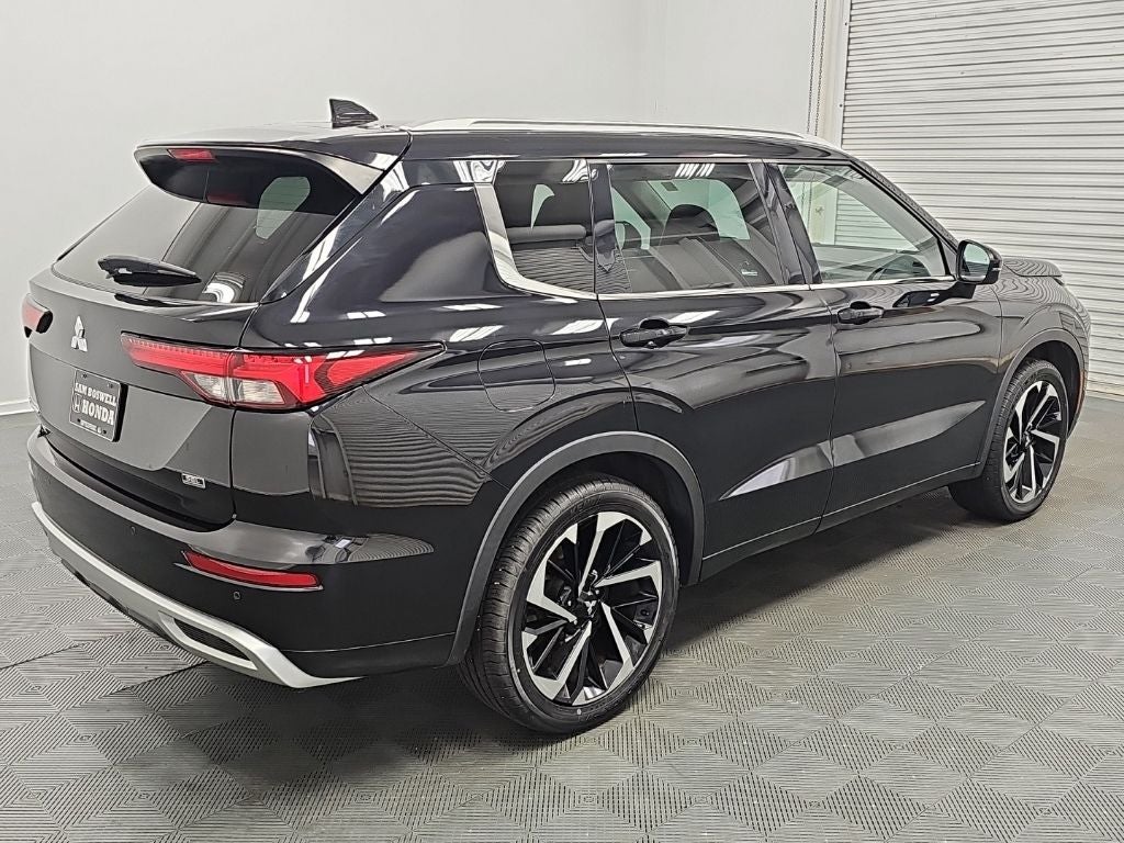 2022 Mitsubishi Outlander SEL
