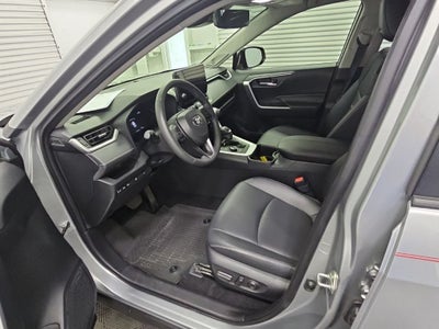 2025 Toyota RAV4 Hybrid XLE Premium