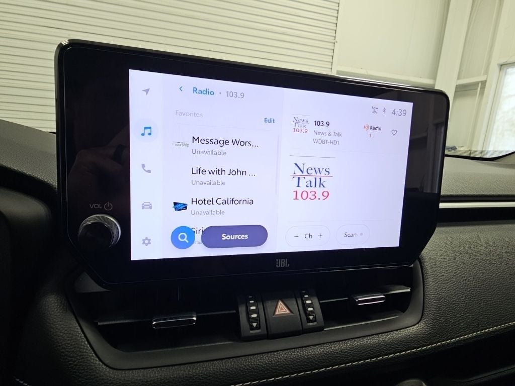 2025 Toyota RAV4 Hybrid XLE Premium