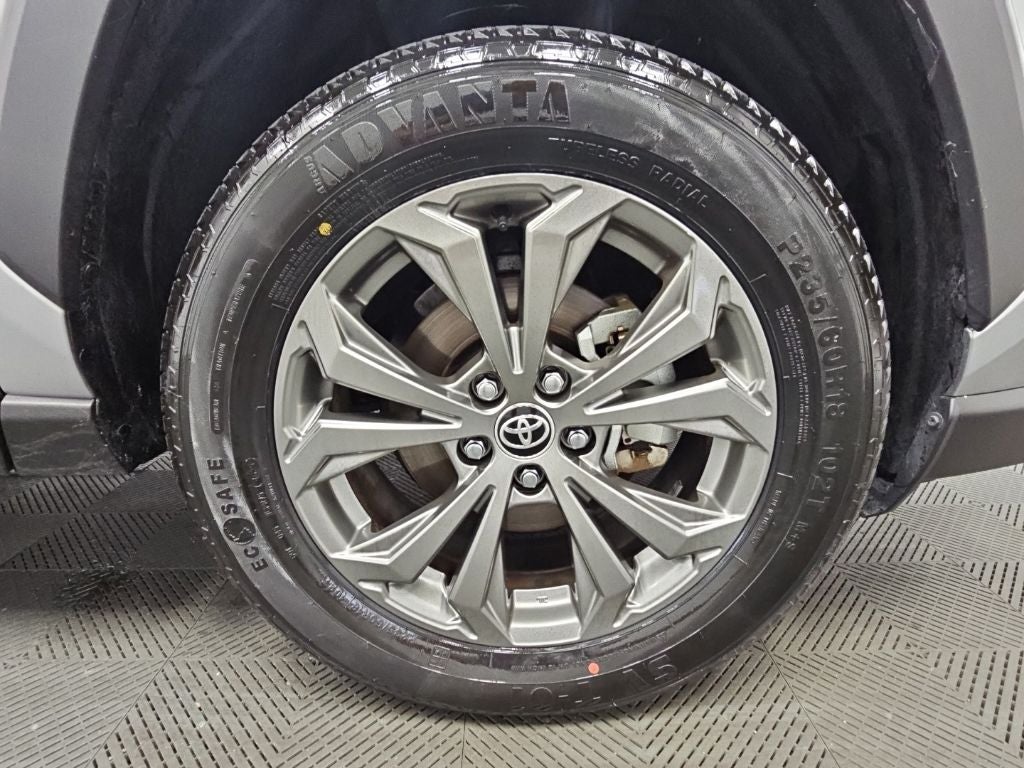 2025 Toyota RAV4 Hybrid XLE Premium