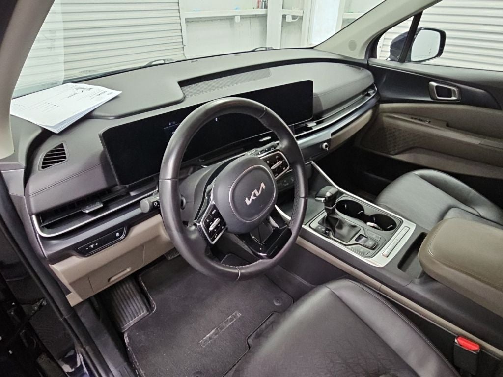 2025 Kia Carnival LXS