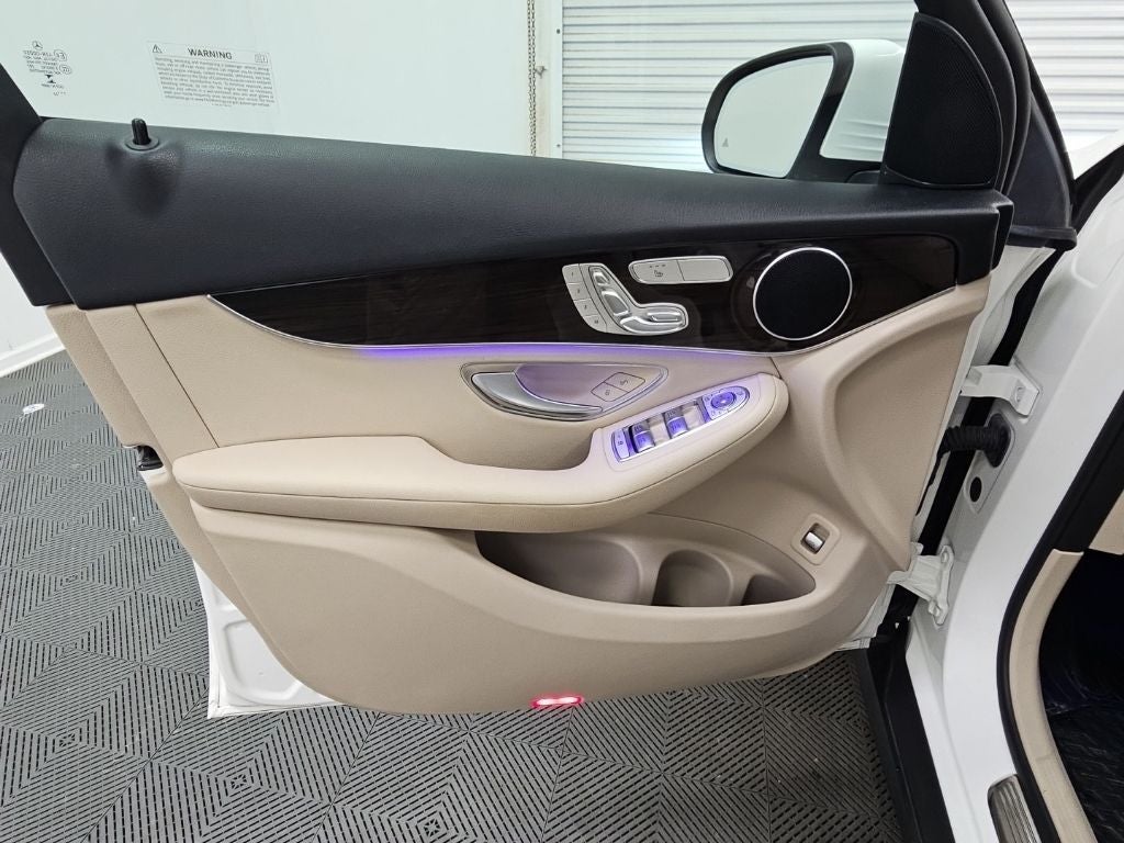 2022 Mercedes-Benz GLC GLC 300