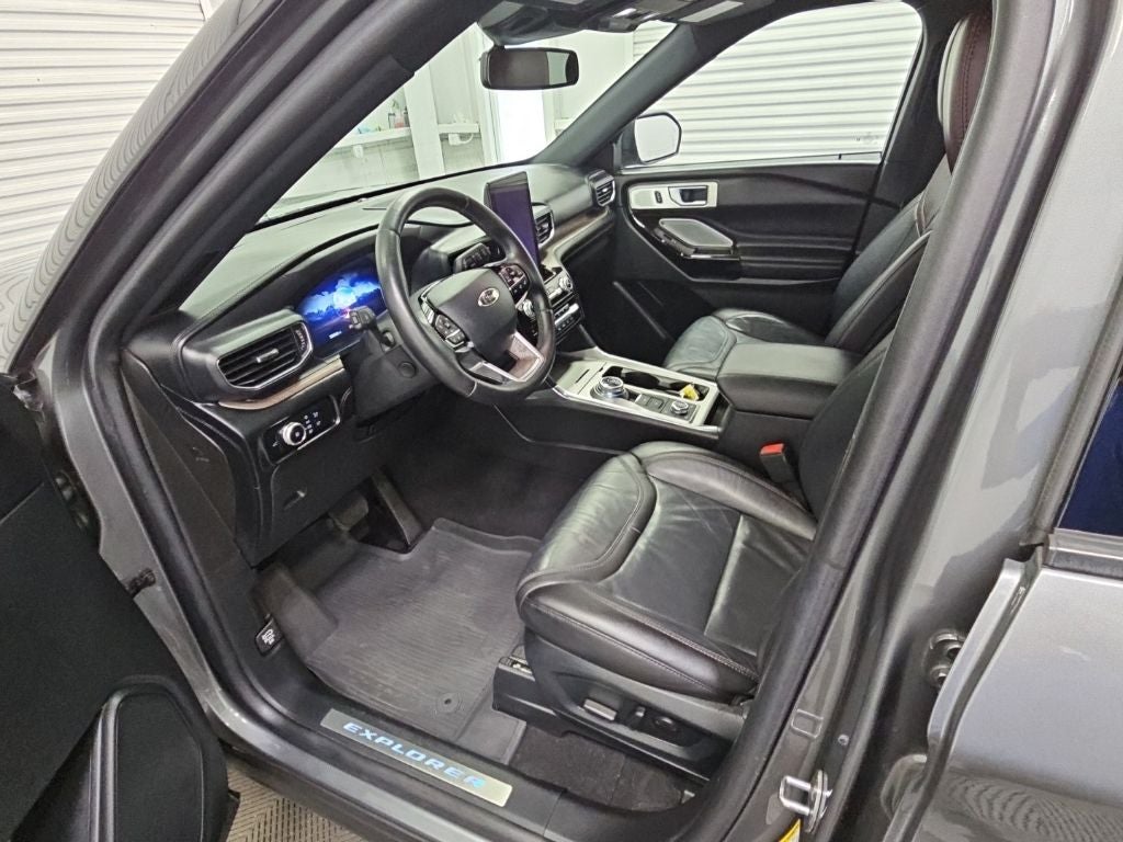 2023 Ford Explorer Platinum