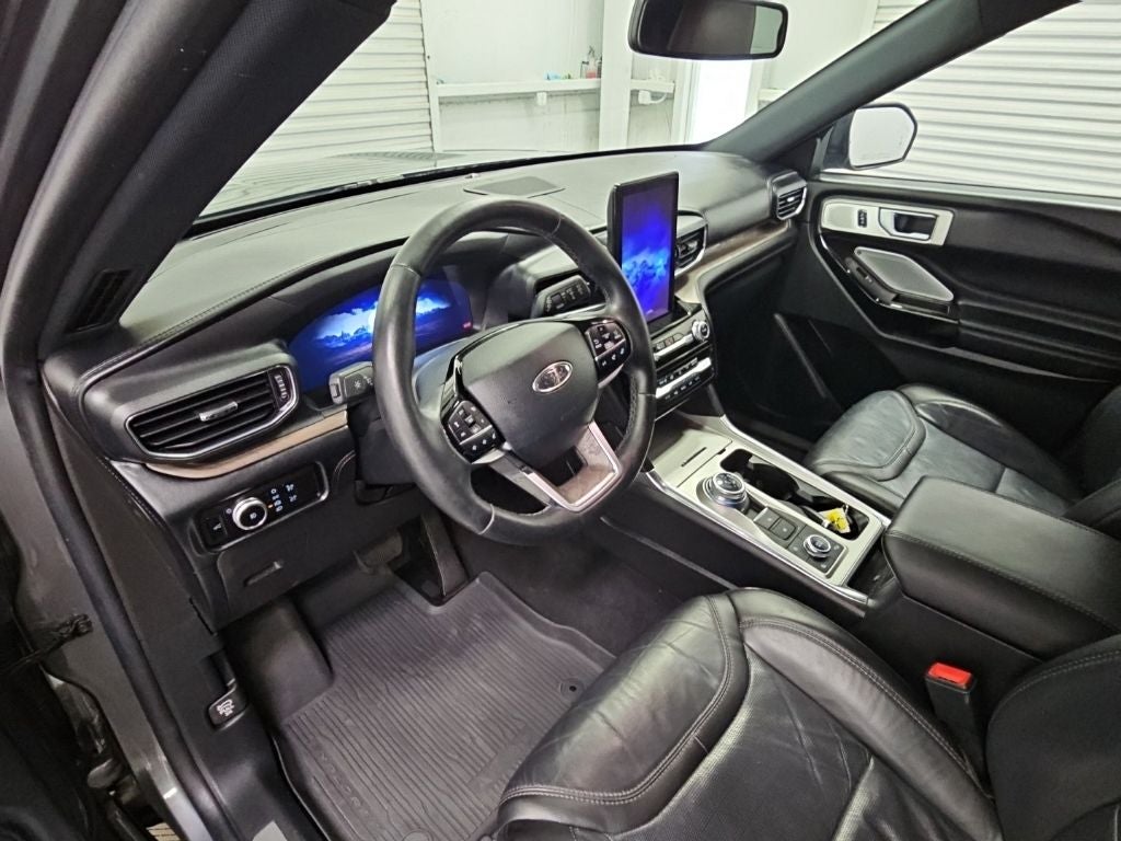 2023 Ford Explorer Platinum