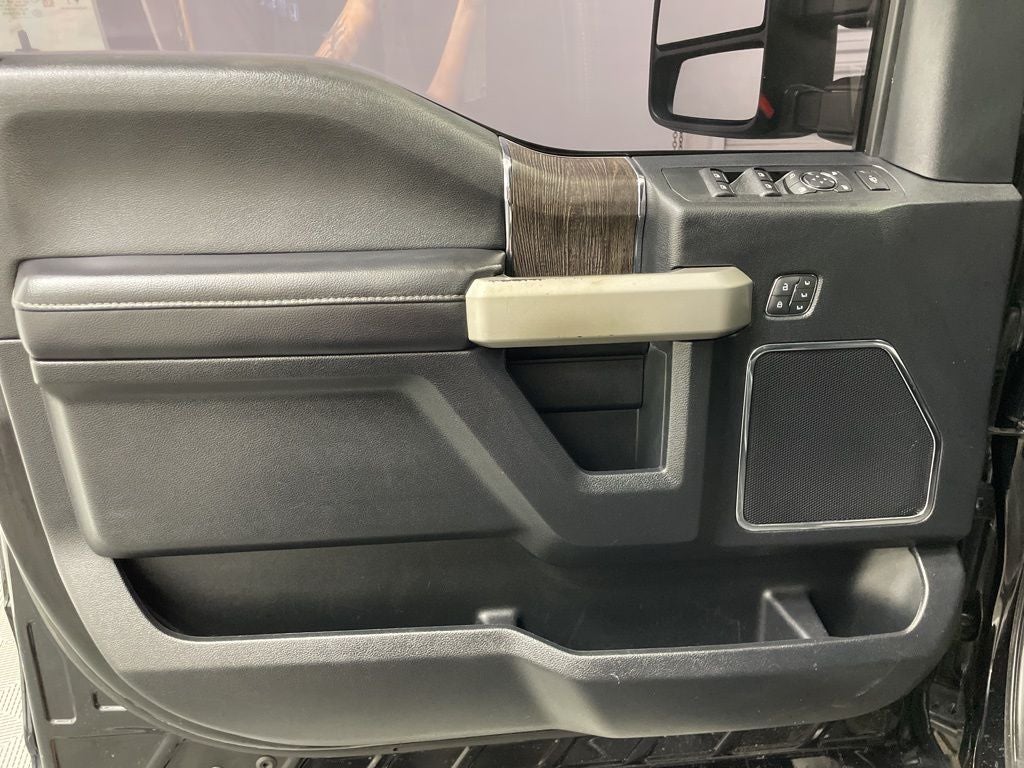 2020 Ford F-250SD Lariat