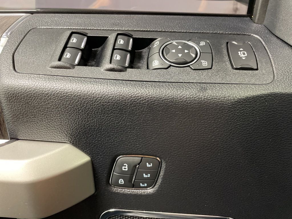 2020 Ford F-250SD Lariat