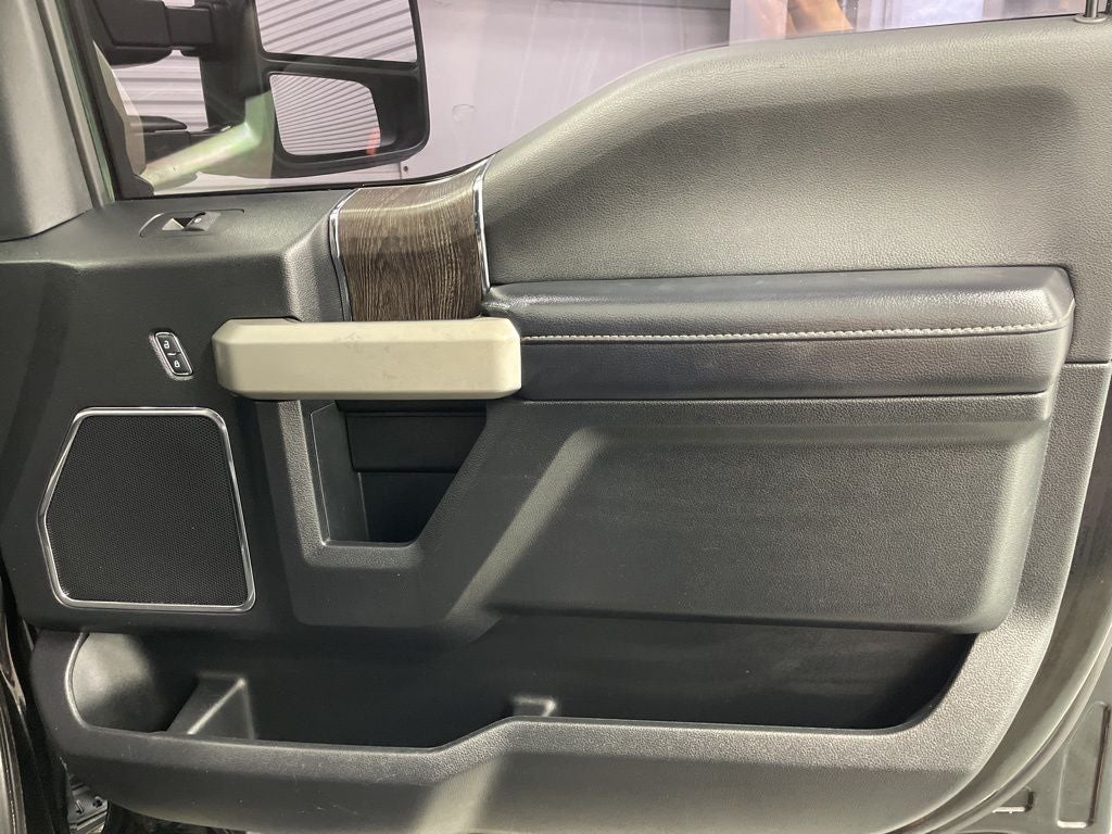 2020 Ford F-250SD Lariat