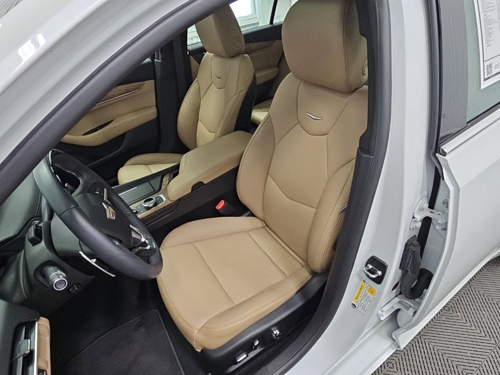 2025 Cadillac CT5 Premium Luxury