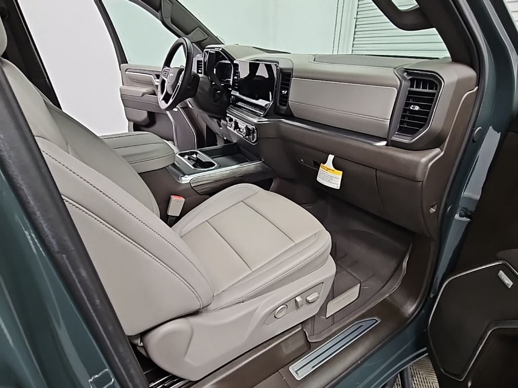 2025 Chevrolet Silverado 2500HD LTZ