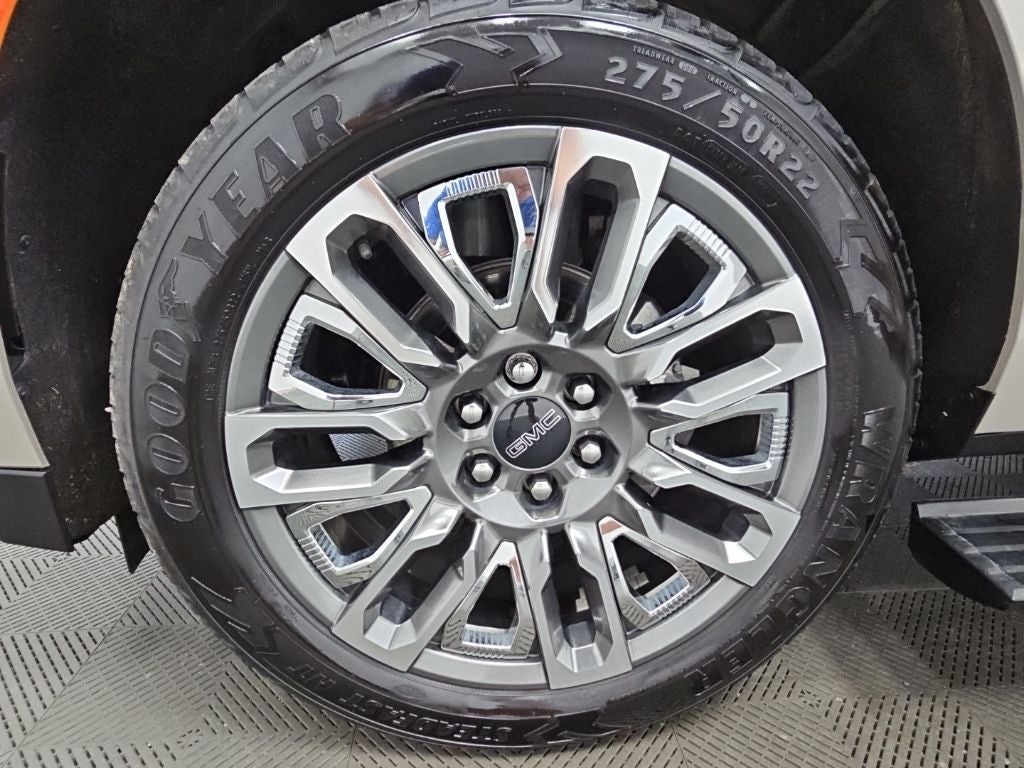 2024 GMC Yukon Denali Ultimate
