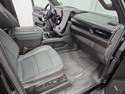 2025 GMC Yukon XL AT4