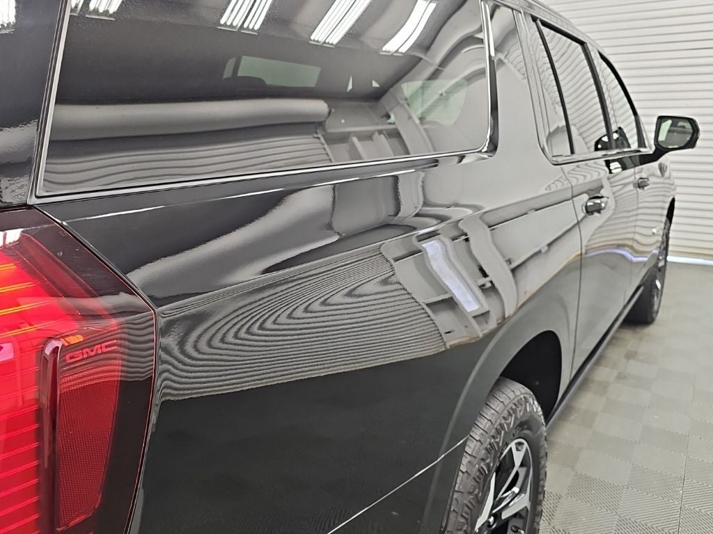 2025 GMC Yukon XL AT4