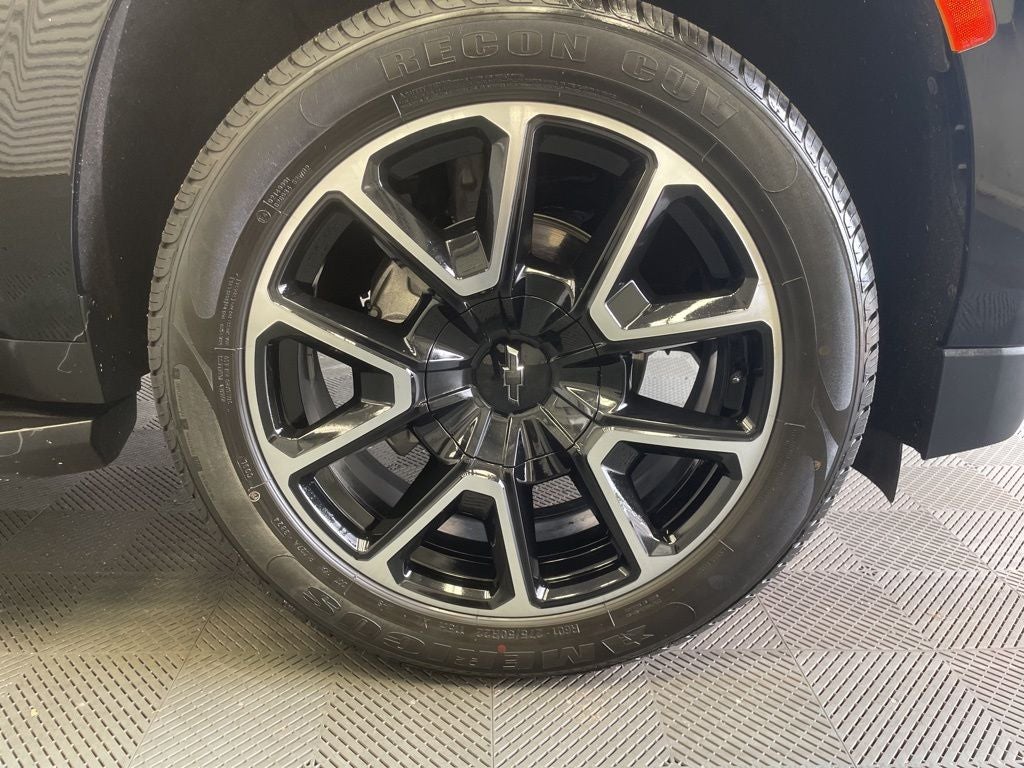 2022 Chevrolet Suburban RST
